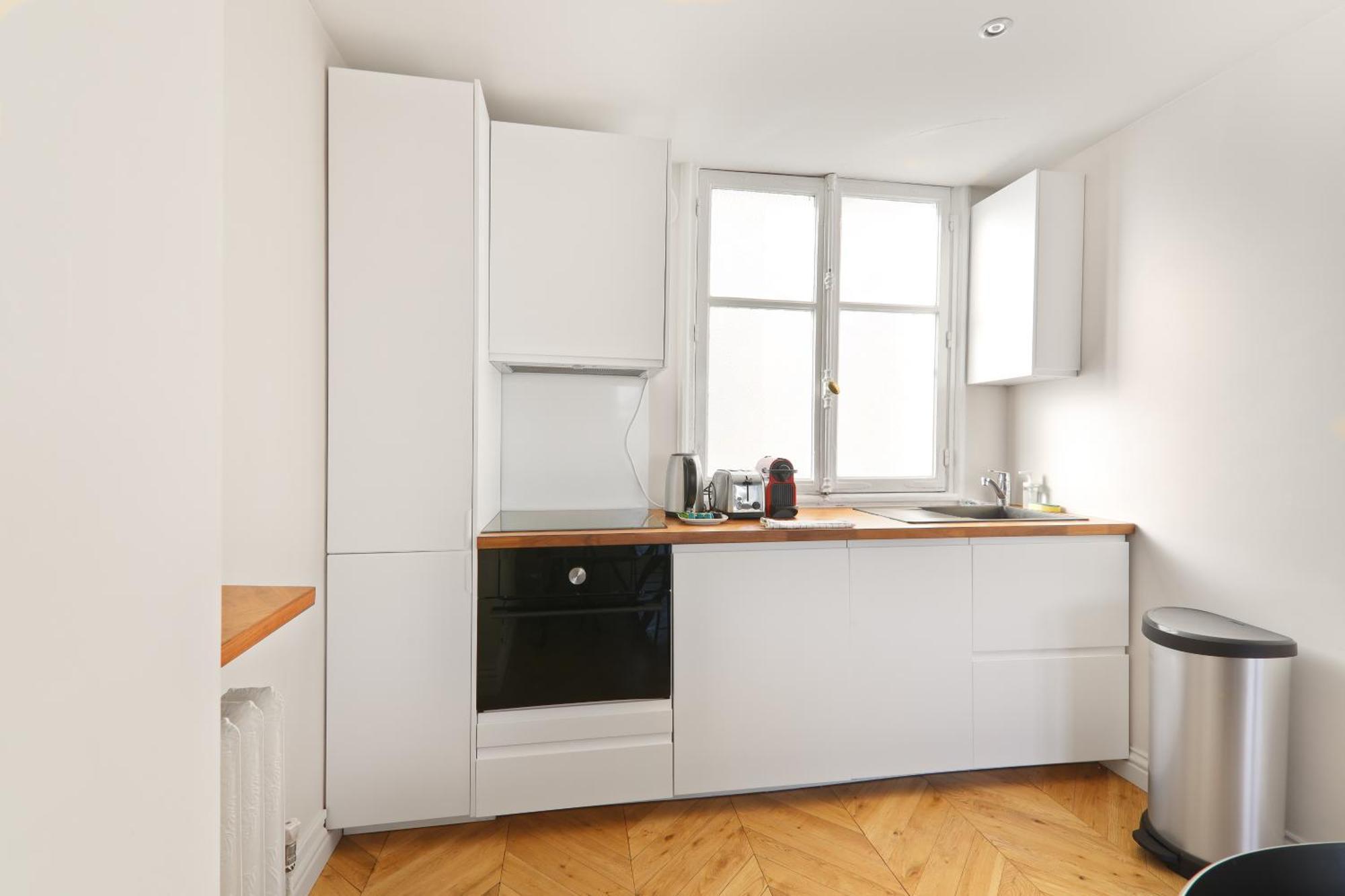 Quartier Rue De La Paix Free Netflix * Paris